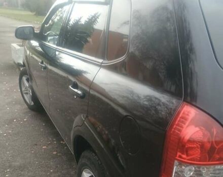 Черный Хендай Туксон, объемом двигателя 1.98 л и пробегом 283 тыс. км за 8800 $, фото 20 на Automoto.ua