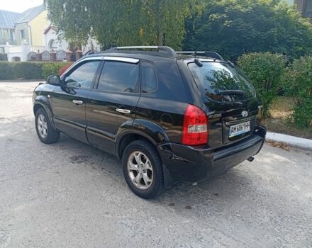 Чорний Хендай Туксон, об'ємом двигуна 2 л та пробігом 260 тис. км за 6750 $, фото 2 на Automoto.ua