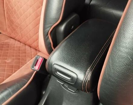 Черный Хендай Туксон, объемом двигателя 1.98 л и пробегом 214 тыс. км за 7700 $, фото 25 на Automoto.ua