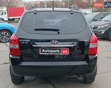 Черный Хендай Туксон, объемом двигателя 2 л и пробегом 192 тыс. км за 7990 $, фото 7 на Automoto.ua