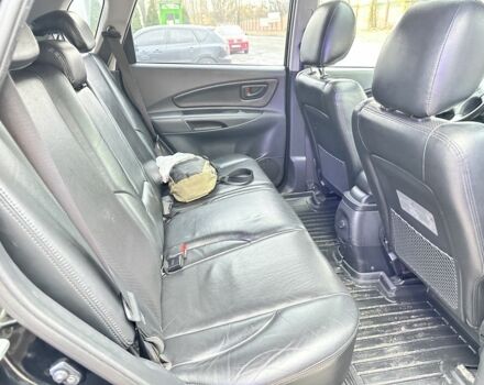 Чорний Хендай Туксон, об'ємом двигуна 2.7 л та пробігом 294 тис. км за 9950 $, фото 7 на Automoto.ua