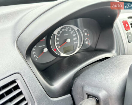 Чорний Хендай Туксон, об'ємом двигуна 2.66 л та пробігом 395 тис. км за 9950 $, фото 26 на Automoto.ua