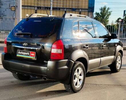 Черный Хендай Туксон, объемом двигателя 2 л и пробегом 82 тыс. км за 7490 $, фото 7 на Automoto.ua