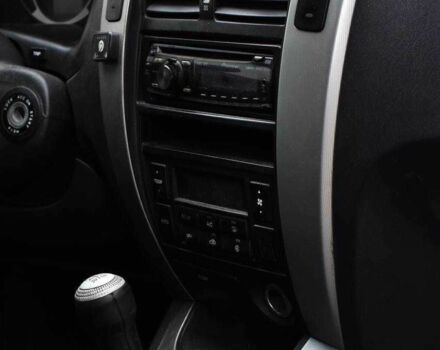 Чорний Хендай Туксон, об'ємом двигуна 2 л та пробігом 204 тис. км за 8650 $, фото 14 на Automoto.ua