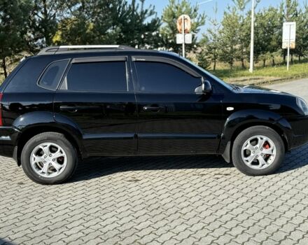 Хендай Туксон 2008 в Радехове на Automoto.ua Черный Хендай Туксон, объемом двигателя 2 л и пробегом 370 тыс. км за 7350 $, фото 20 на Automoto.ua