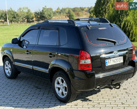 Хендай Туксон 2008 в Радехове на Automoto.ua Черный Хендай Туксон, объемом двигателя 1.98 л и пробегом 370 тыс. км за 7350 $, фото 38 на Automoto.ua