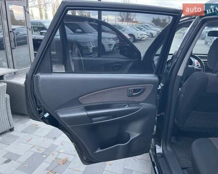 Хендай Туксон 2008 у Києві на Automoto.ua Чорний Хендай Туксон, об'ємом двигуна 2 л та пробігом 110 тис. км за 8750 $, фото 25 на Automoto.ua