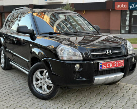 Чорний Хендай Туксон, об'ємом двигуна 2 л та пробігом 156 тис. км за 7850 $, фото 15 на Automoto.ua