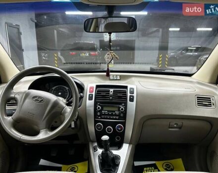 Чорний Хендай Туксон, об'ємом двигуна 1.98 л та пробігом 224 тис. км за 7800 $, фото 10 на Automoto.ua