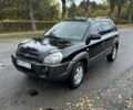 Чорний Хендай Туксон, об'ємом двигуна 2 л та пробігом 168 тис. км за 8200 $, фото 9 на Automoto.ua