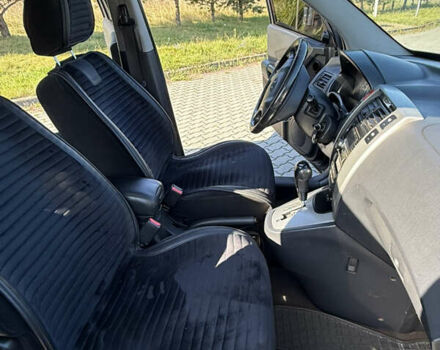 Хендай Туксон 2008 в Радехове на Automoto.ua Черный Хендай Туксон, объемом двигателя 1.98 л и пробегом 370 тыс. км за 7350 $, фото 84 на Automoto.ua