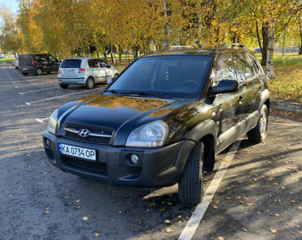 Черный Хендай Туксон, объемом двигателя 1.98 л и пробегом 218 тыс. км за 7200 $, фото 29 на Automoto.ua