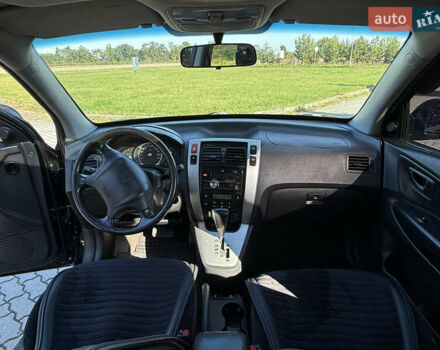 Хендай Туксон 2008 в Радехове на Automoto.ua Черный Хендай Туксон, объемом двигателя 1.98 л и пробегом 370 тыс. км за 7350 $, фото 79 на Automoto.ua