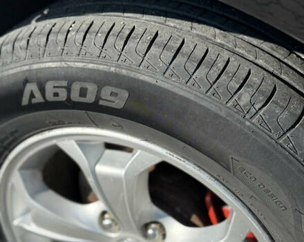 Хендай Туксон 2008 в Радехове на Automoto.ua Черный Хендай Туксон, объемом двигателя 1.98 л и пробегом 370 тыс. км за 7350 $, фото 36 на Automoto.ua