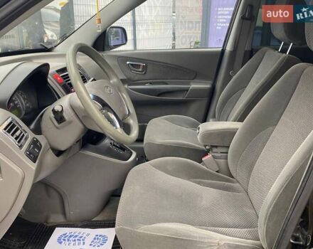 Чорний Хендай Туксон, об'ємом двигуна 1.98 л та пробігом 176 тис. км за 8500 $, фото 15 на Automoto.ua