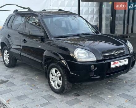 Хендай Туксон 2008 у Києві на Automoto.ua Чорний Хендай Туксон, об'ємом двигуна 2 л та пробігом 110 тис. км за 8750 $, фото 10 на Automoto.ua