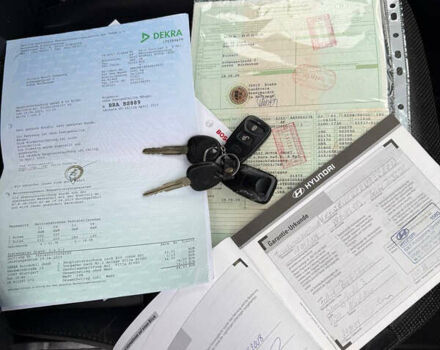 Черный Хендай Туксон, объемом двигателя 1.98 л и пробегом 205 тыс. км за 7950 $, фото 14 на Automoto.ua