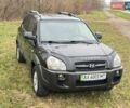 Черный Хендай Туксон, объемом двигателя 2 л и пробегом 148 тыс. км за 9500 $, фото 7 на Automoto.ua