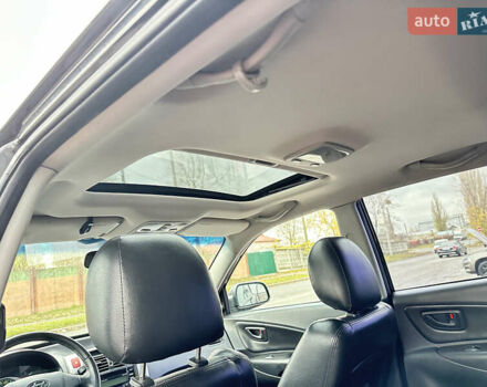 Чорний Хендай Туксон, об'ємом двигуна 2.66 л та пробігом 395 тис. км за 9950 $, фото 23 на Automoto.ua