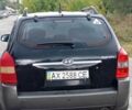 Чорний Хендай Туксон, об'ємом двигуна 2 л та пробігом 142 тис. км за 4650 $, фото 4 на Automoto.ua