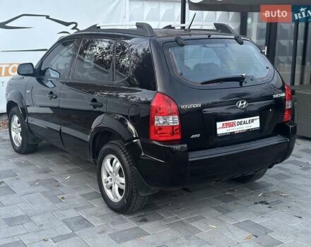Хендай Туксон 2008 у Києві на Automoto.ua Чорний Хендай Туксон, об'ємом двигуна 2 л та пробігом 110 тис. км за 8750 $, фото 6 на Automoto.ua