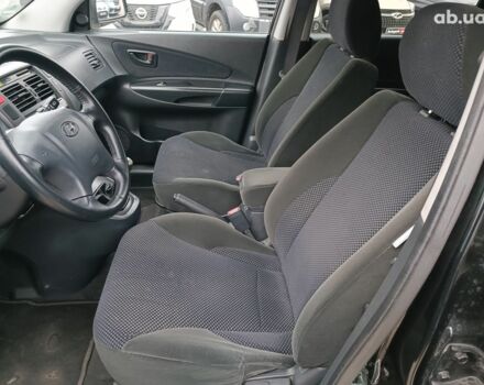 Чорний Хендай Туксон, об'ємом двигуна 2 л та пробігом 192 тис. км за 7990 $, фото 19 на Automoto.ua