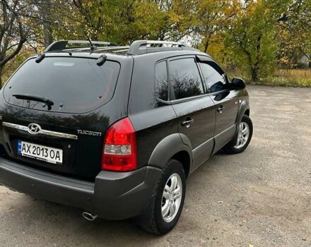 Хендай Туксон 2008 в Богодухове на Automoto.ua Черный Хендай Туксон, объемом двигателя 1.98 л и пробегом 268 тыс. км за 8500 $, фото 3 на Automoto.ua