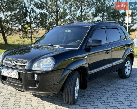 Хендай Туксон 2008 в Радехове на Automoto.ua Черный Хендай Туксон, объемом двигателя 1.98 л и пробегом 370 тыс. км за 7350 $, фото 49 на Automoto.ua
