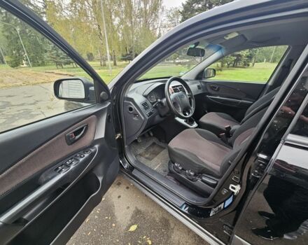 Чорний Хендай Туксон, об'ємом двигуна 2 л та пробігом 186 тис. км за 8300 $, фото 10 на Automoto.ua