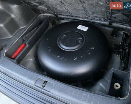 Черный Хендай Туксон, объемом двигателя 2 л и пробегом 250 тыс. км за 7950 $, фото 13 на Automoto.ua