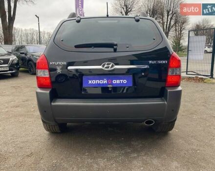 Чорний Хендай Туксон, об'ємом двигуна 1.98 л та пробігом 176 тис. км за 8500 $, фото 5 на Automoto.ua