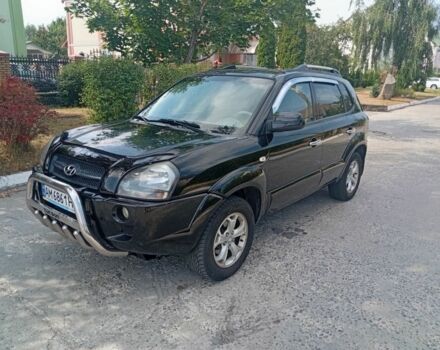 Чорний Хендай Туксон, об'ємом двигуна 2 л та пробігом 260 тис. км за 6750 $, фото 1 на Automoto.ua