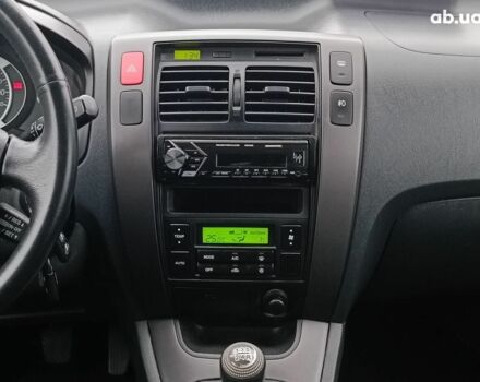 Чорний Хендай Туксон, об'ємом двигуна 2 л та пробігом 192 тис. км за 7990 $, фото 15 на Automoto.ua