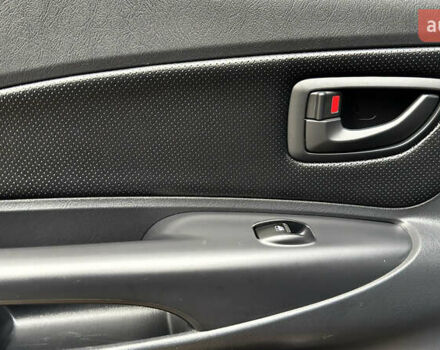 Чорний Хендай Туксон, об'ємом двигуна 2 л та пробігом 182 тис. км за 8299 $, фото 72 на Automoto.ua