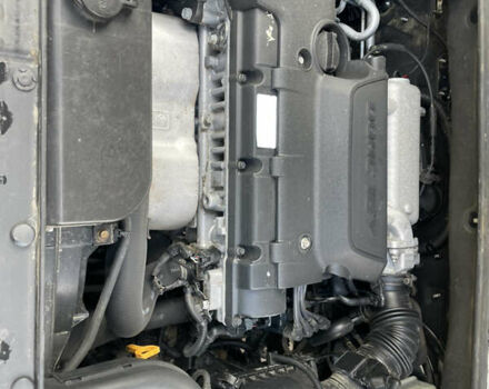 Черный Хендай Туксон, объемом двигателя 1.98 л и пробегом 177 тыс. км за 7600 $, фото 25 на Automoto.ua