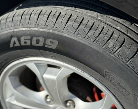 Хендай Туксон 2008 в Радехове на Automoto.ua Черный Хендай Туксон, объемом двигателя 2 л и пробегом 370 тыс. км за 7350 $, фото 15 на Automoto.ua