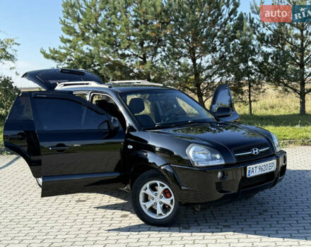 Хендай Туксон 2008 в Радехове на Automoto.ua Черный Хендай Туксон, объемом двигателя 1.98 л и пробегом 370 тыс. км за 7350 $, фото 93 на Automoto.ua