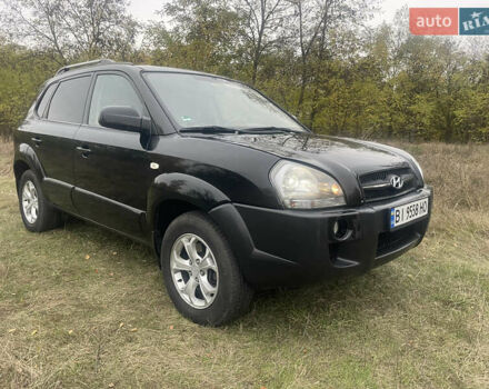 Хендай Туксон 2008 у Лубнах на Automoto.ua Чорний Хендай Туксон, об'ємом двигуна 1.98 л та пробігом 235 тис. км за 6999 $, фото 3 на Automoto.ua