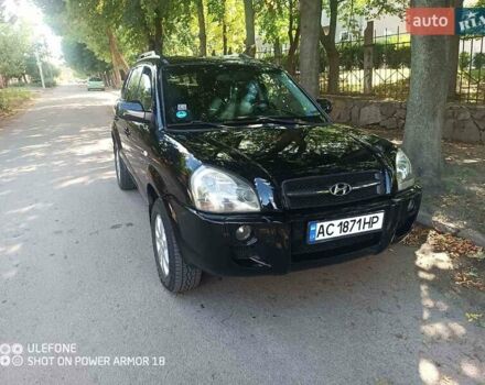 Чорний Хендай Туксон, об'ємом двигуна 1.98 л та пробігом 230 тис. км за 6950 $, фото 5 на Automoto.ua