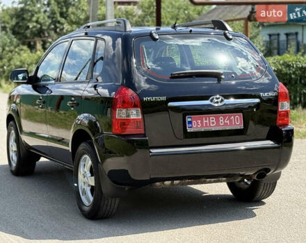 Чорний Хендай Туксон, об'ємом двигуна 2 л та пробігом 145 тис. км за 8999 $, фото 6 на Automoto.ua