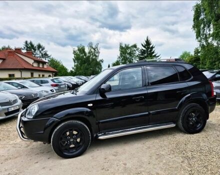 Черный Хендай Туксон, объемом двигателя 0 л и пробегом 240 тыс. км за 2700 $, фото 3 на Automoto.ua