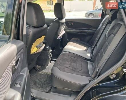 Черный Хендай Туксон, объемом двигателя 2 л и пробегом 270 тыс. км за 7500 $, фото 2 на Automoto.ua