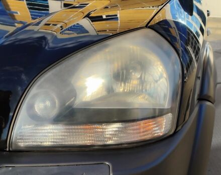 Черный Хендай Туксон, объемом двигателя 2 л и пробегом 82 тыс. км за 7490 $, фото 11 на Automoto.ua