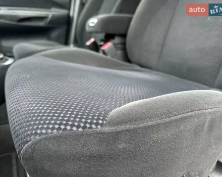 Черный Хендай Туксон, объемом двигателя 1.99 л и пробегом 240 тыс. км за 7200 $, фото 47 на Automoto.ua