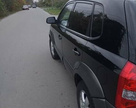 Хендай Туксон 2008 у Вінниці на Automoto.ua Чорний Хендай Туксон, об'ємом двигуна 1.98 л та пробігом 175 тис. км за 8800 $, фото 4 на Automoto.ua