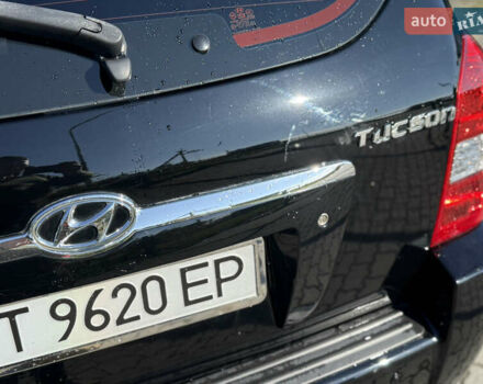 Хендай Туксон 2008 в Радехове на Automoto.ua Черный Хендай Туксон, объемом двигателя 1.98 л и пробегом 370 тыс. км за 7350 $, фото 32 на Automoto.ua