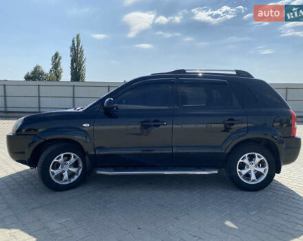 Чорний Хендай Туксон, об'ємом двигуна 1.98 л та пробігом 196 тис. км за 8100 $, фото 3 на Automoto.ua