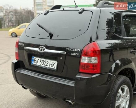 Черный Хендай Туксон, объемом двигателя 1.99 л и пробегом 240 тыс. км за 7200 $, фото 20 на Automoto.ua