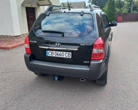 Черный Хендай Туксон, объемом двигателя 2 л и пробегом 168 тыс. км за 9000 $, фото 8 на Automoto.ua