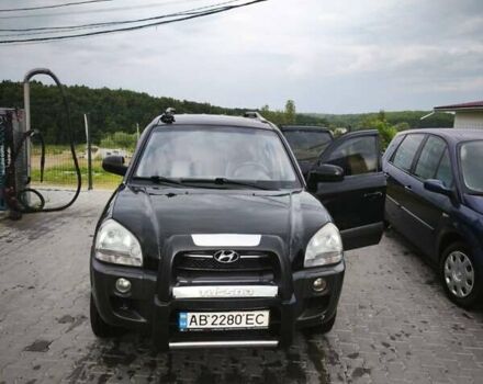 Черный Хендай Туксон, объемом двигателя 1.98 л и пробегом 189 тыс. км за 7800 $, фото 19 на Automoto.ua